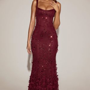 Embellished Appliqué Soft-Scoop Corset Gown in Wine Red - Image 5