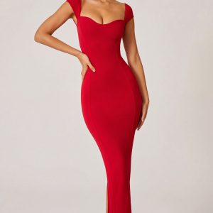 Sweetheart Neckline Maxi Dress in Red - Image 7